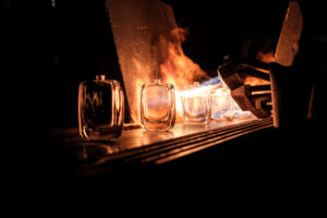 Produktion Glasflakons Heinz Glas